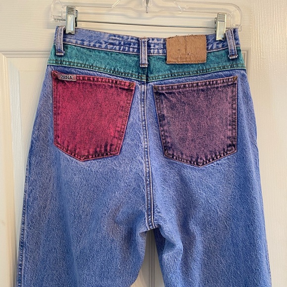 Zenna Brand- Vintage High-Waisted Blue Jeans with Colorful Pockets - Picture 6 of 6